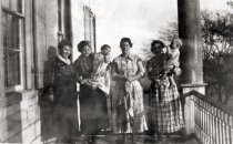 Brumback family at Belle Grove